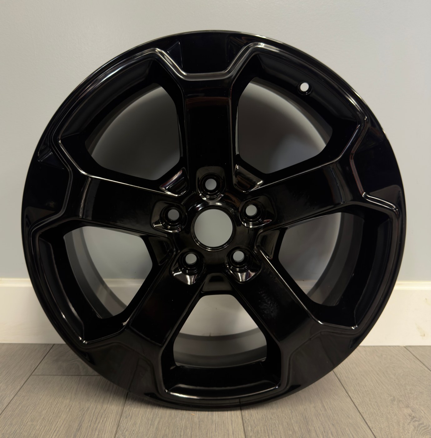 Jeep Grand Cherokee OEM Wheels — Gloss Black