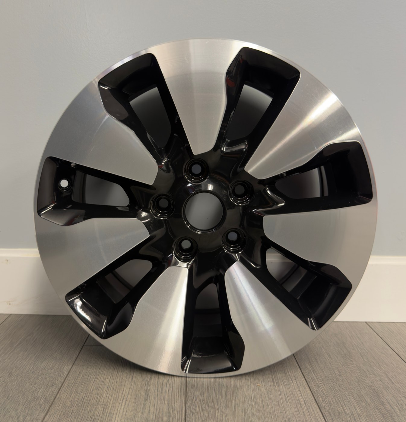 Chrysler Pacifica OEM Wheels — Machined Black