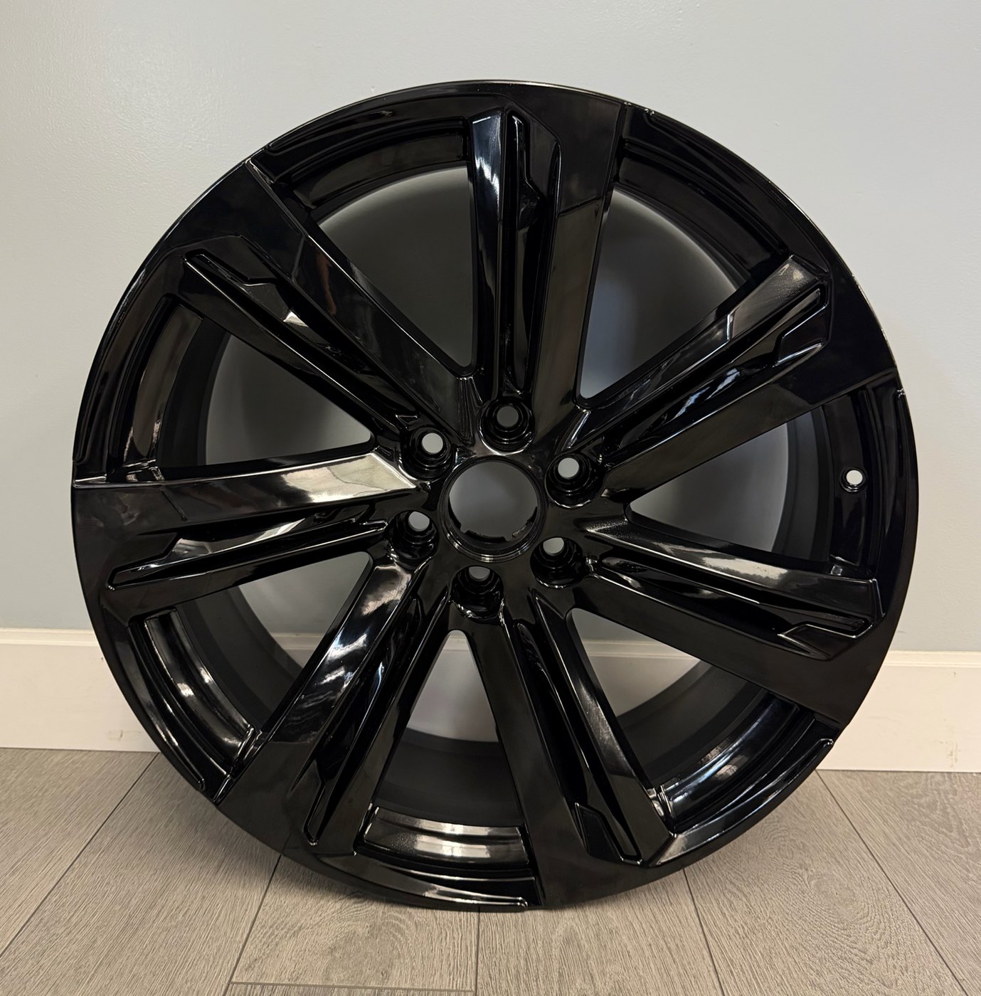 Cadillac Escalade OEM Wheels — Gloss Black