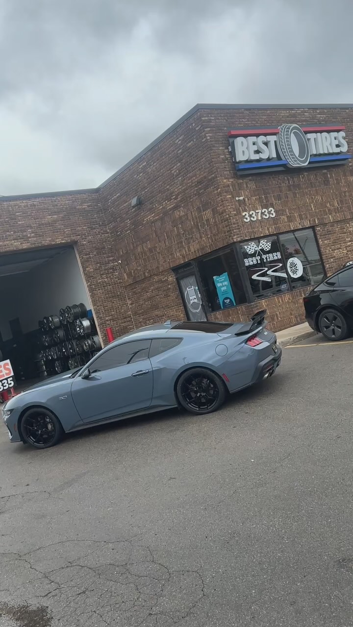 Car Gallery — build 156