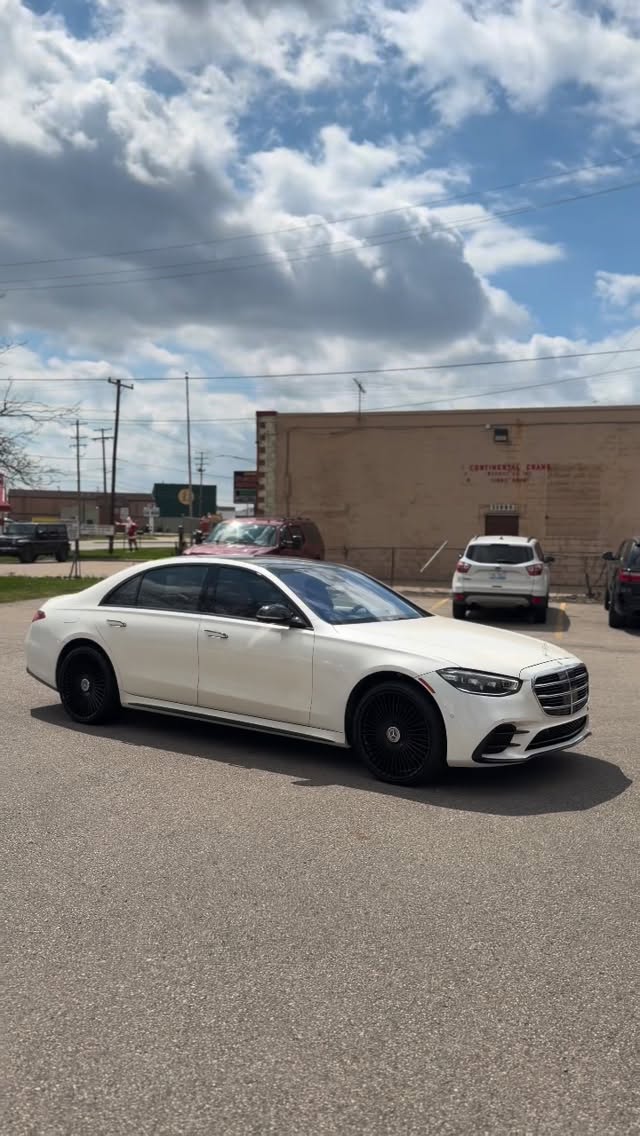 Car Gallery — build 52