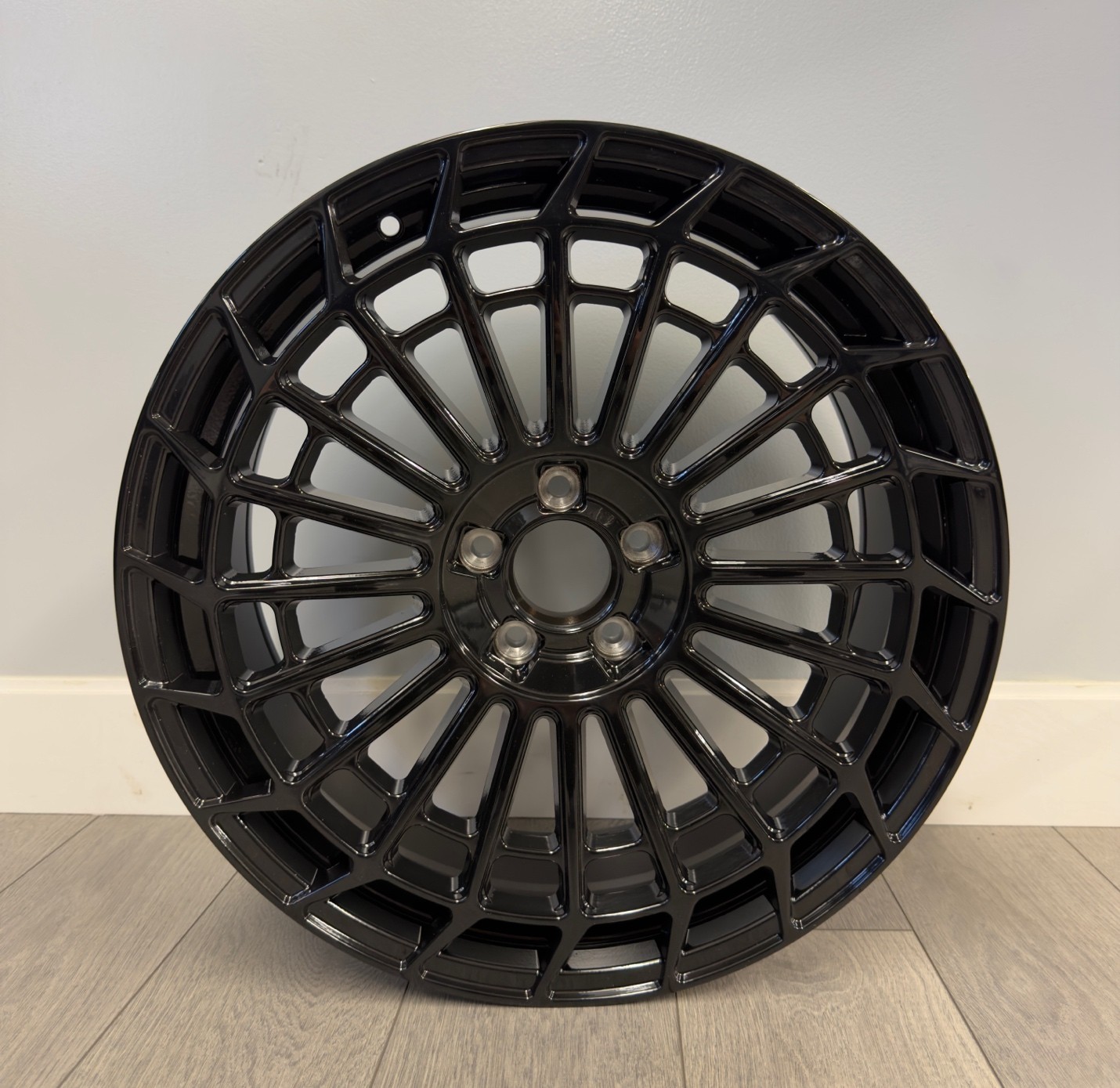 Mercedes-Benz Staggered Wheels — Gloss Black