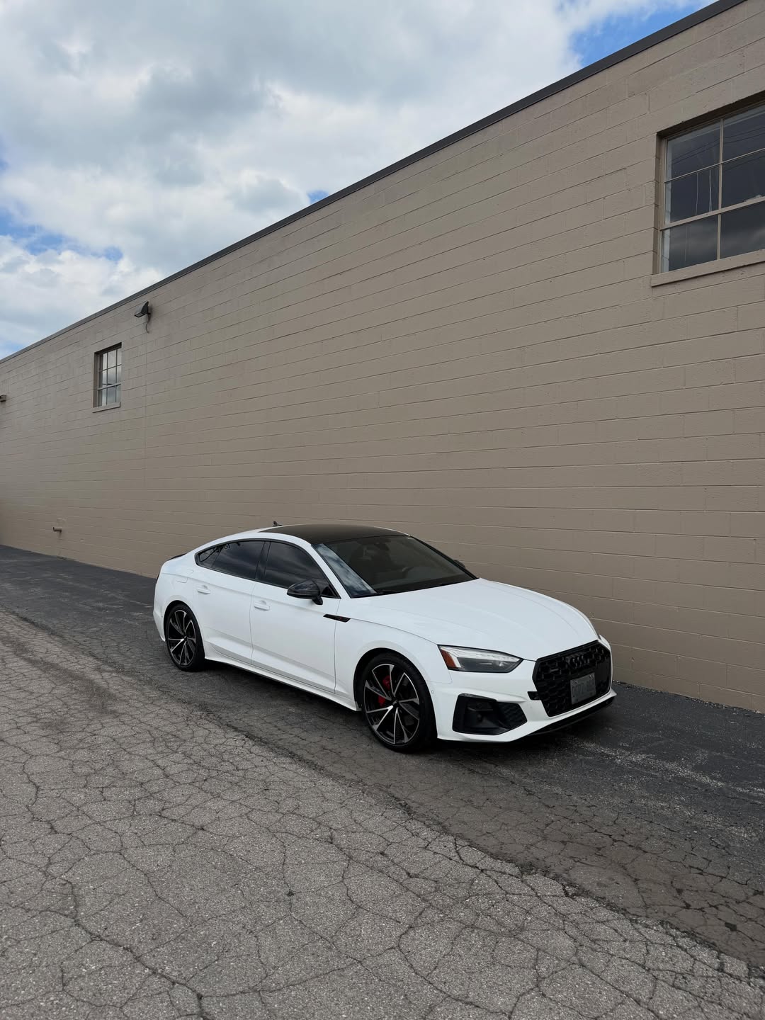 Car Gallery — build 31