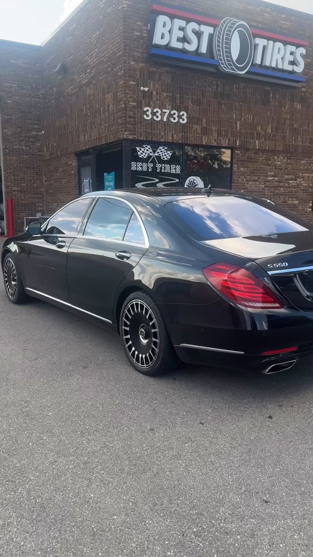 Car Gallery — build 146