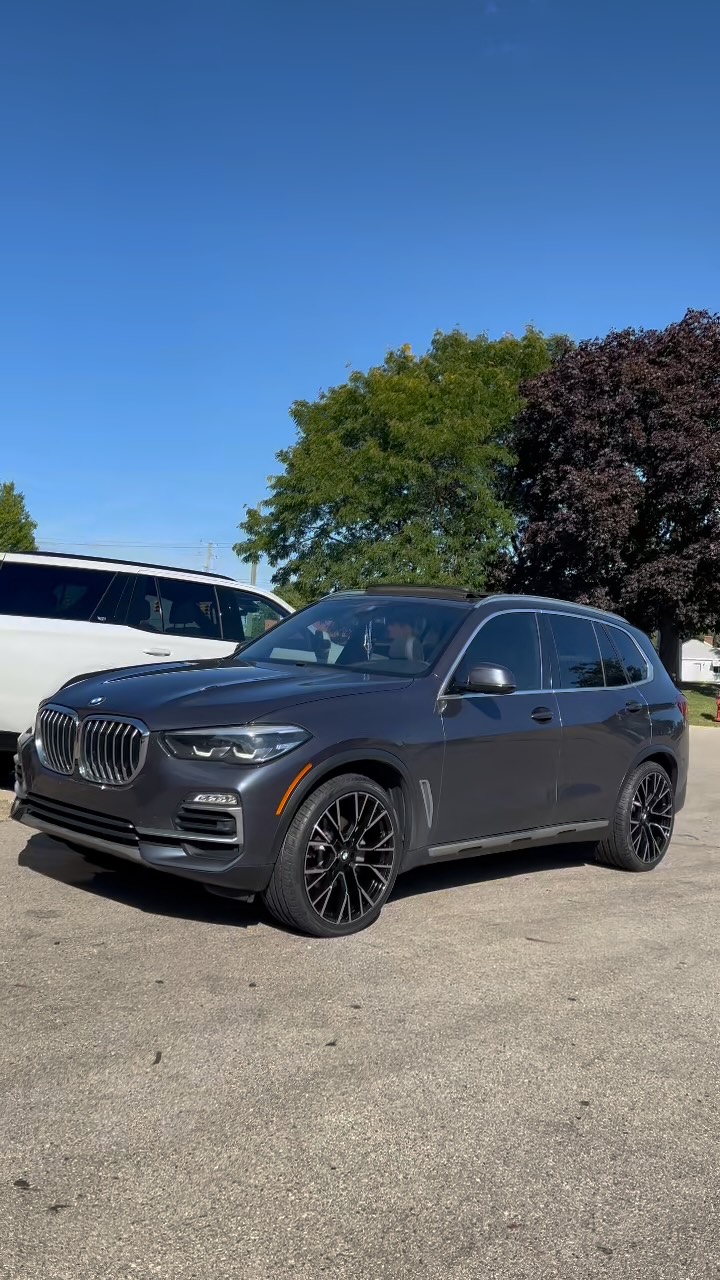 Car Gallery — build 113