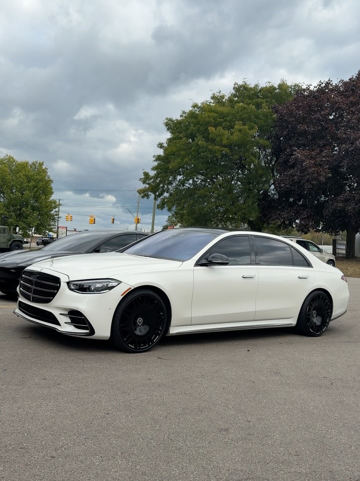 Car Gallery — build 93
