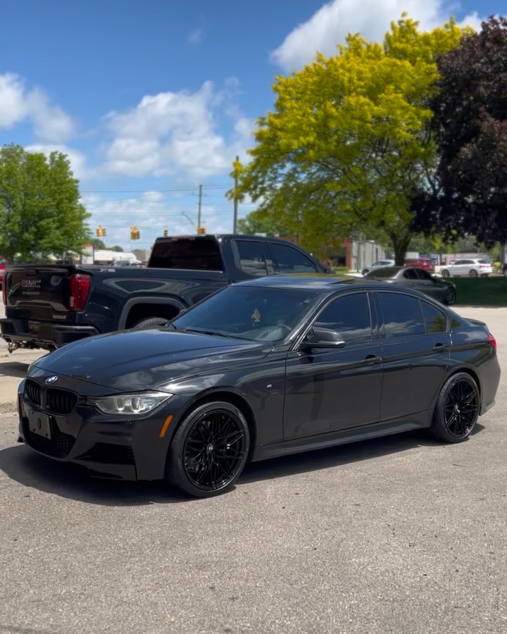 Car Gallery — build 176