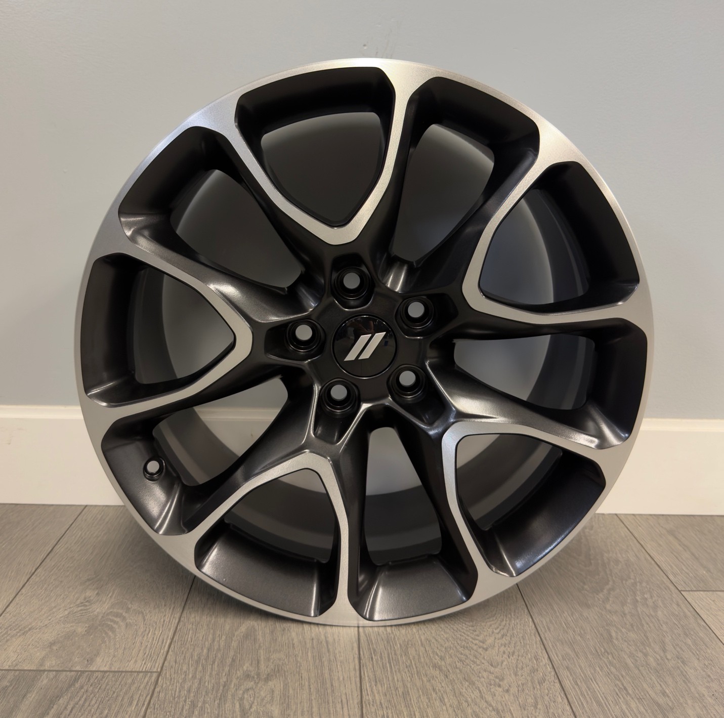 Dodge Durango OEM Wheels — Machined Gray