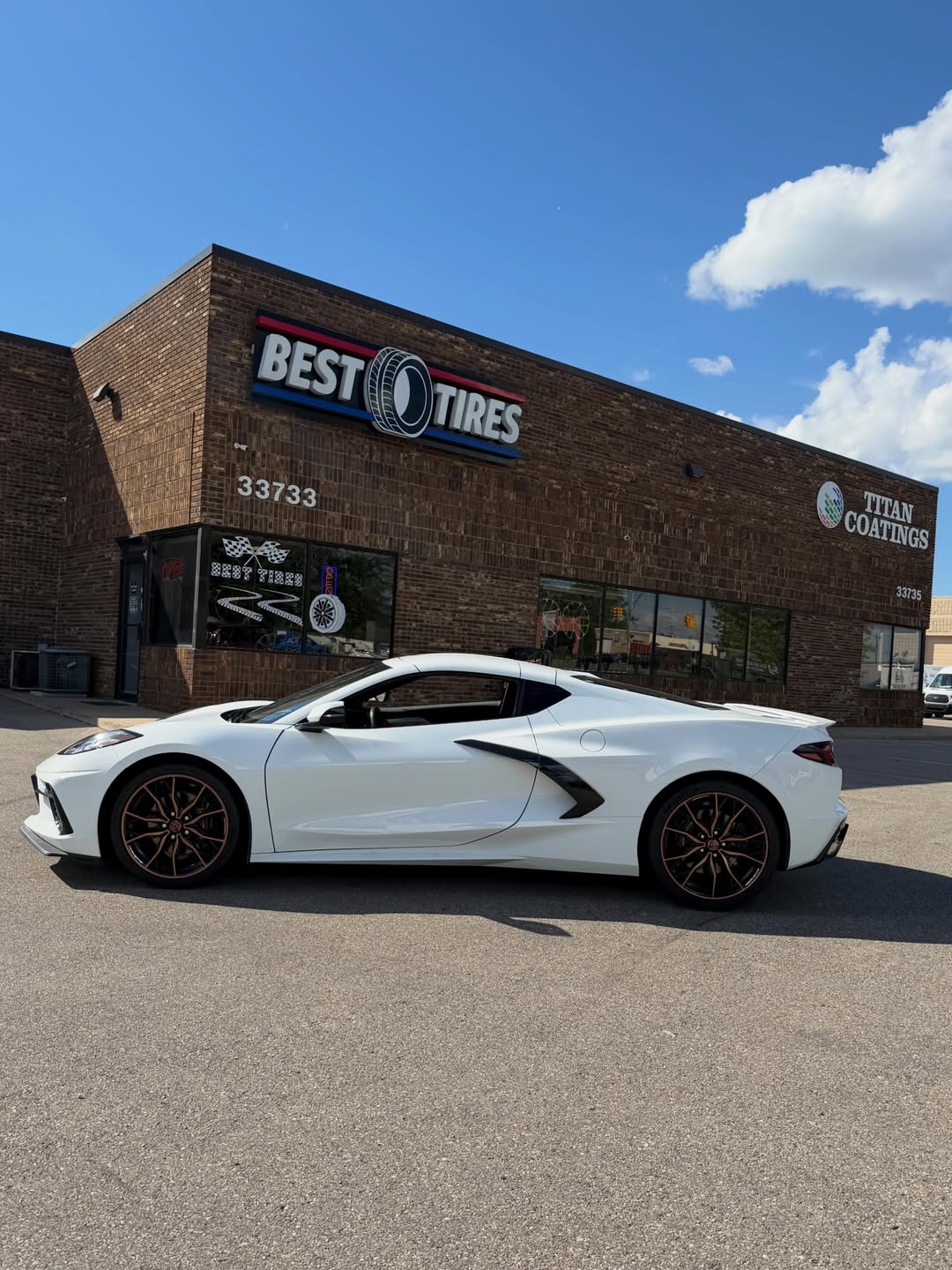 Car Gallery — build 13