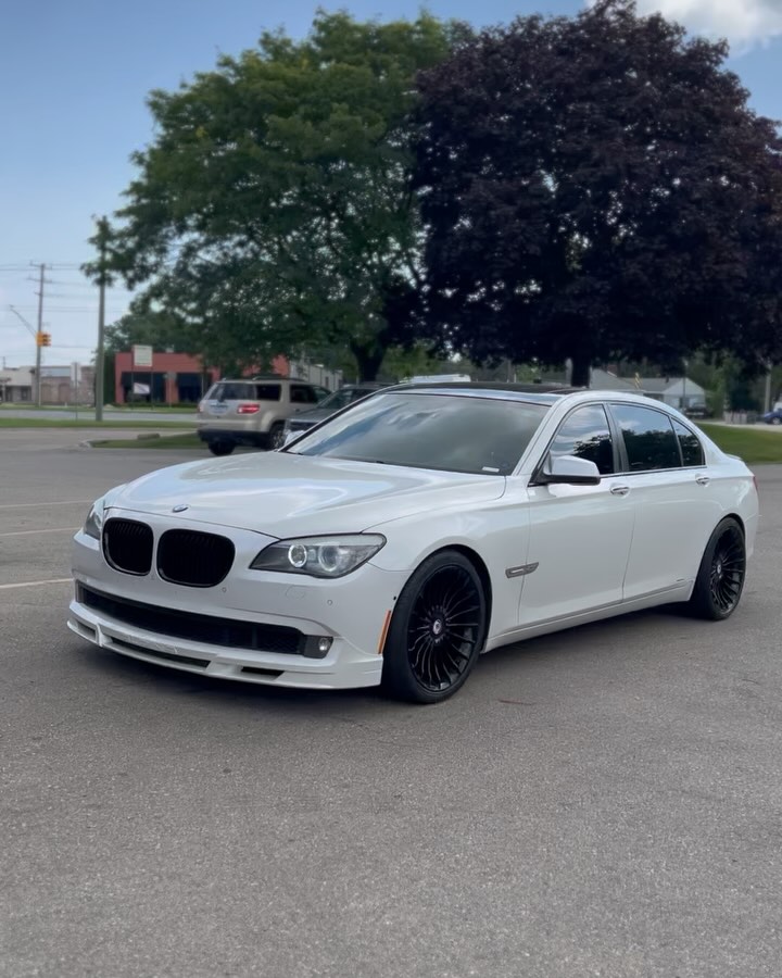 Car Gallery — build 129