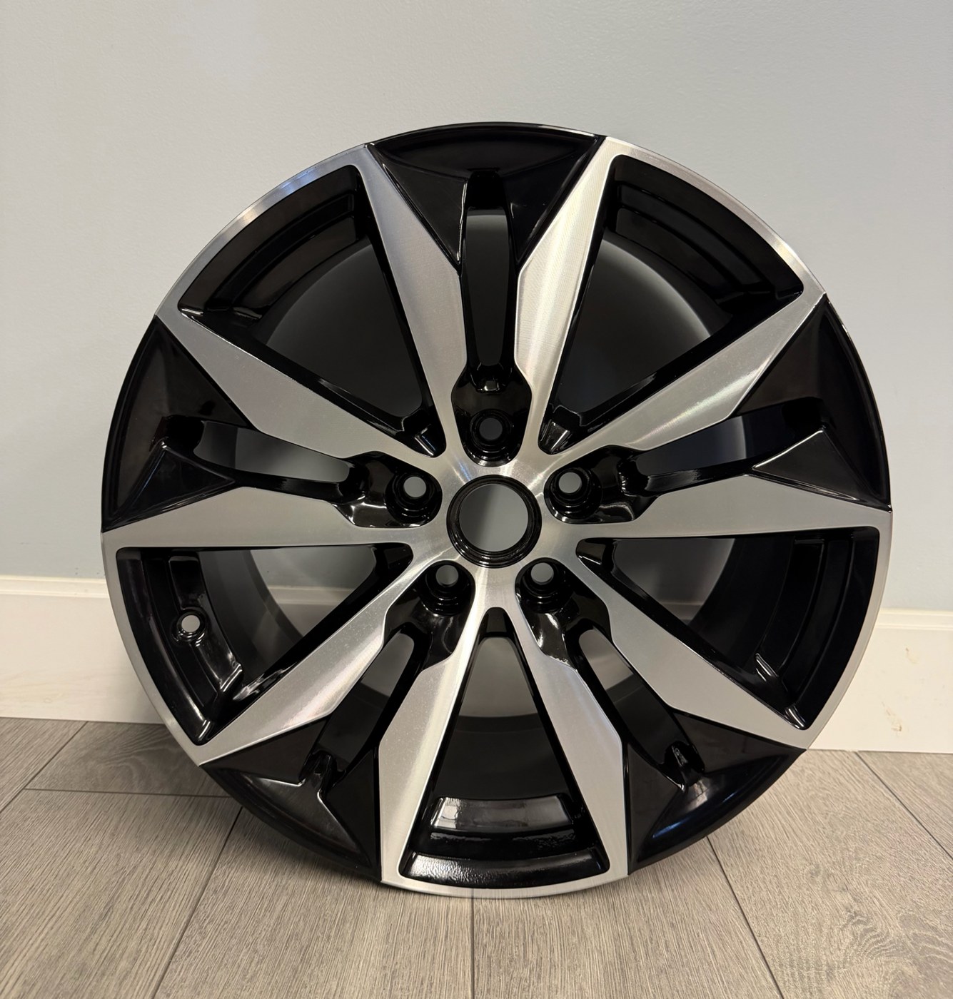 Chevrolet Malibu OEM Wheels — Machined Black