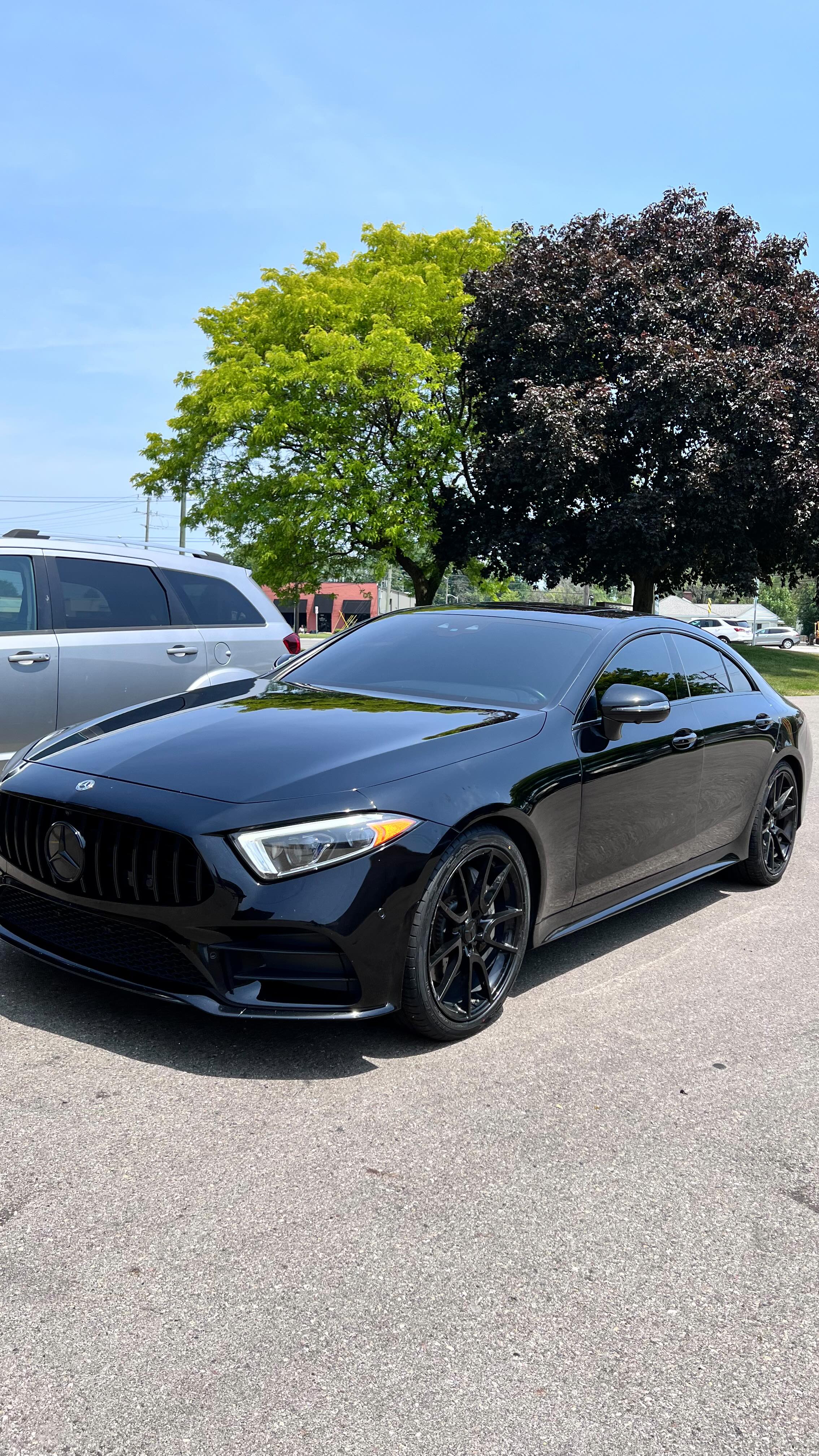 Car Gallery — build 160
