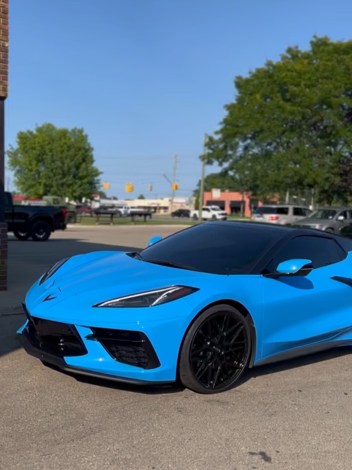 Car Gallery — build 128