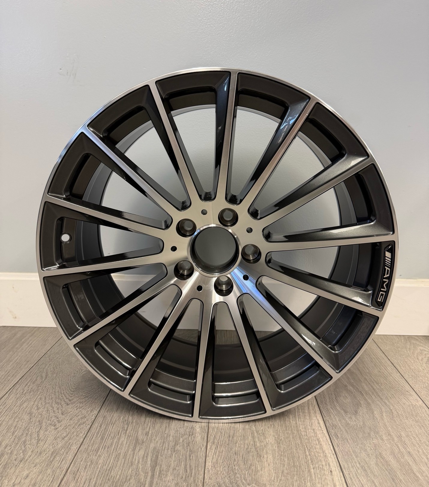 Mercedes-Benz Staggered Wheels — Machined Gray