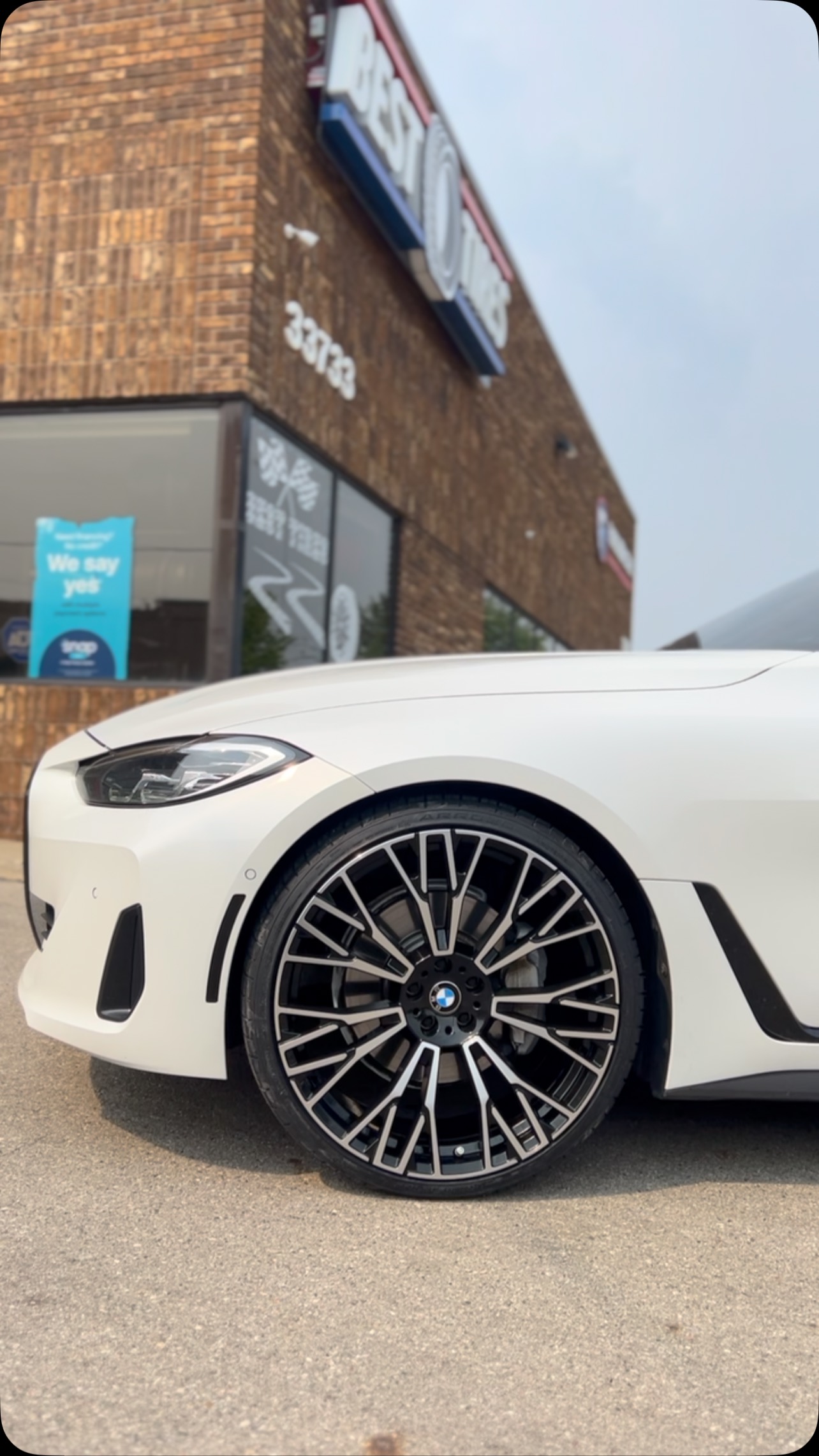 Car Gallery — build 127