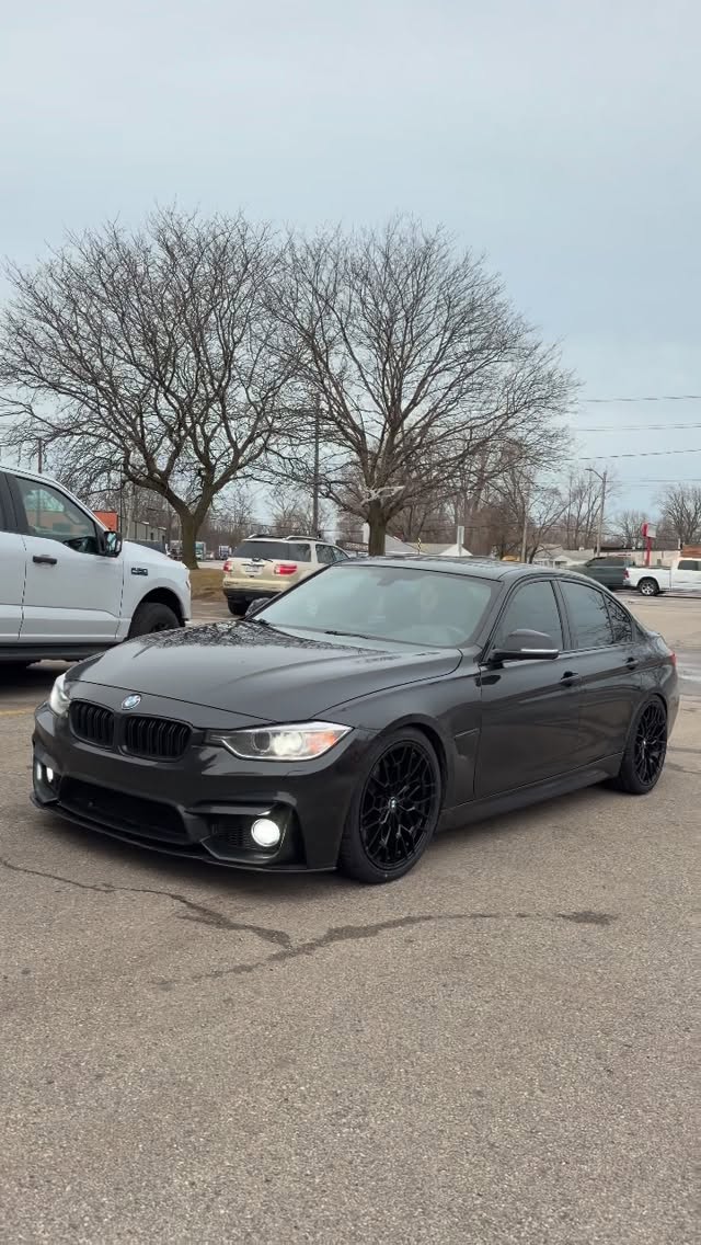 Car Gallery — build 68