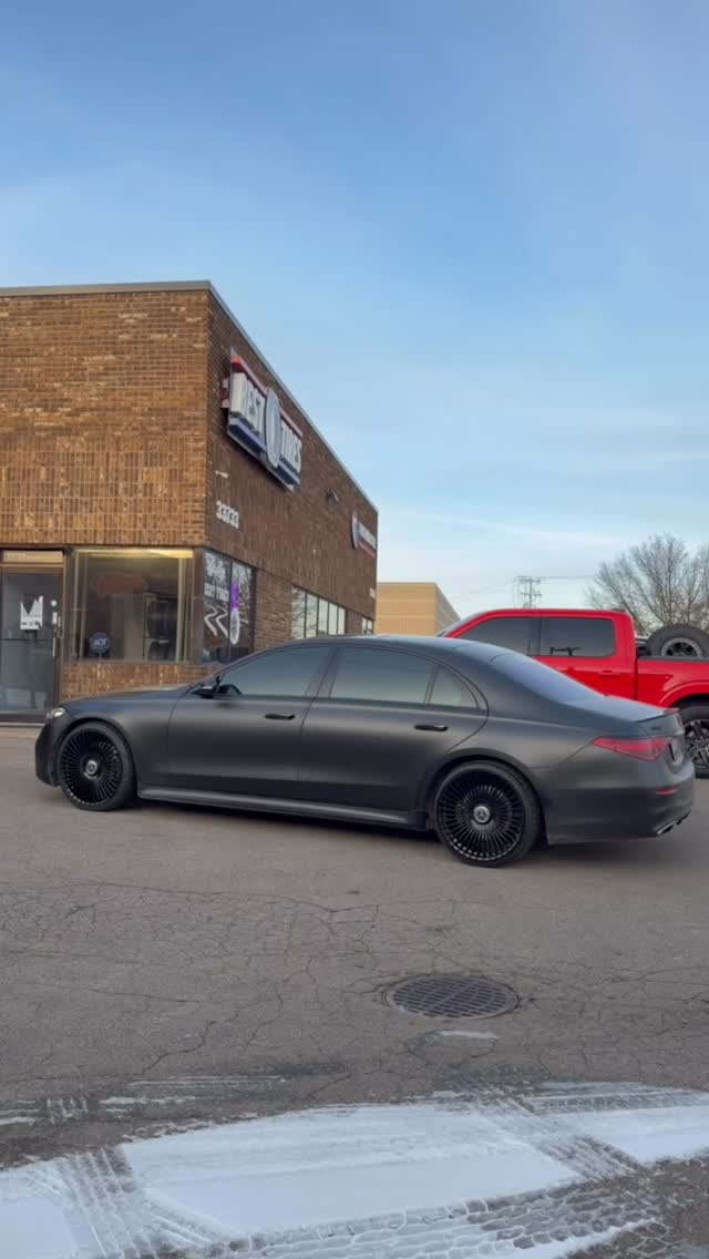 Car Gallery — build 83