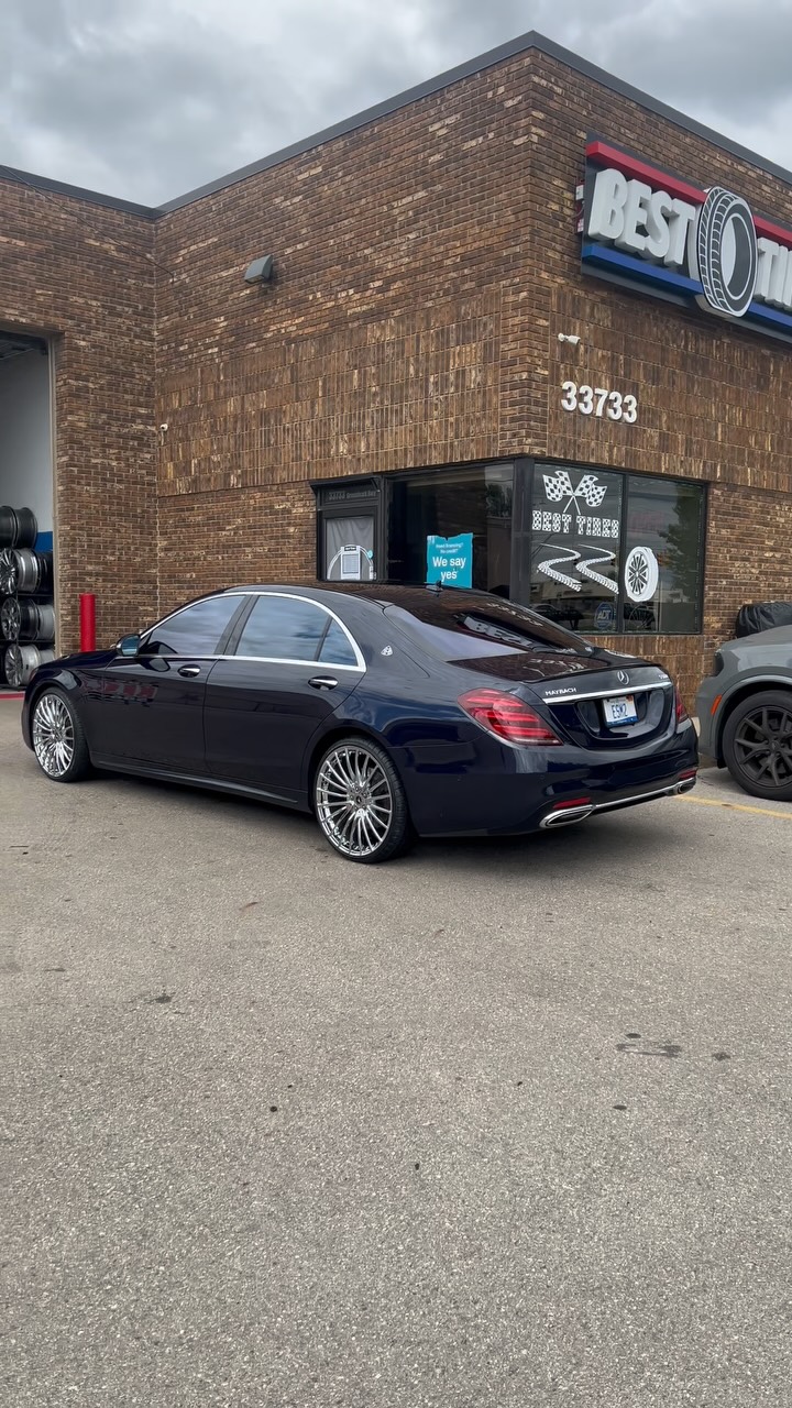Car Gallery — build 114