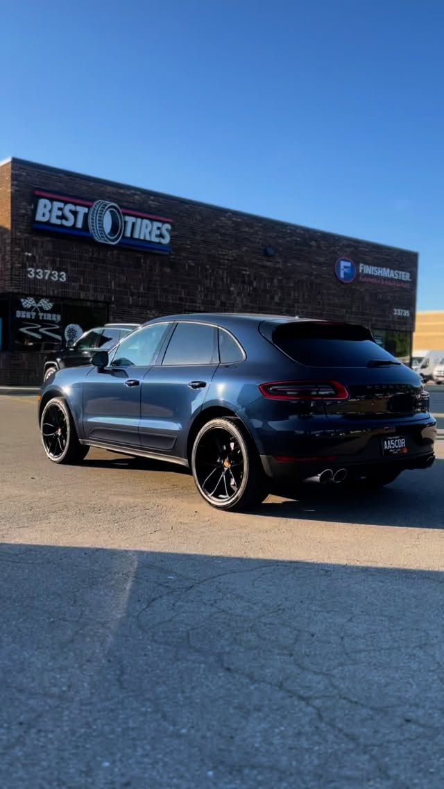 Car Gallery — build 103